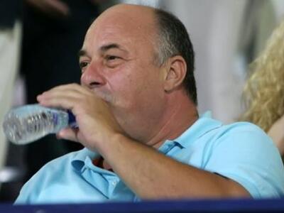 "Βολές" Μπέου σε Θωμαΐδη, Κούγια