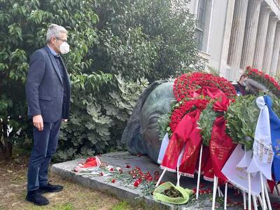 Άγγελος Τσιγκρής: “Φόρος τιμής στους ανι...