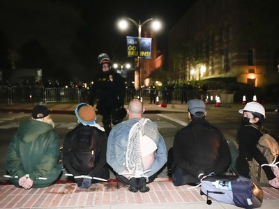 UCLA: Η αστυνομία διέλυσε την κατάληψη –...