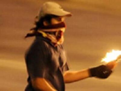 Σοβαρά επεισόδια πριν λίγο έξω από το γή...