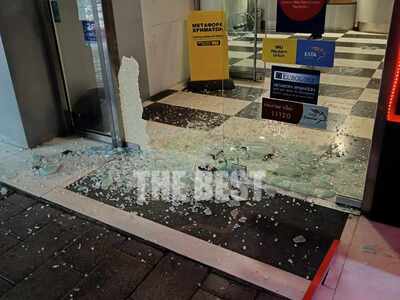Πάτρα: Αντιεξουσιαστές έσπασαν την πόρτα...