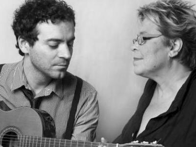 O Vassilikos των Raining Pleasure θα εμφ...