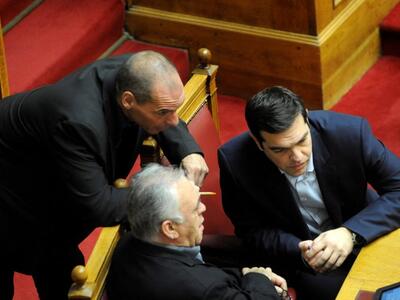 Αλλεπάλληλες οι συσκέψεις και οι συνεδρι...