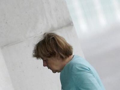 Άυπνη, άβαφη, αχτένιστη εμφανίστηκε σήμε...