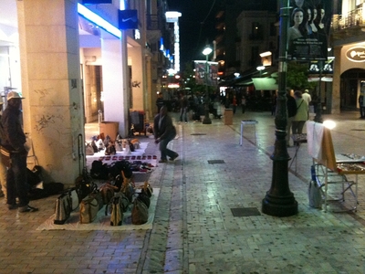 Ανατολίτικο παζάρι η Αγ. Νικολάου την ώρ...