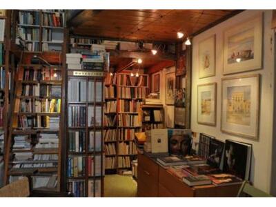 Αφιέρωμα στη Μυρτιώτισσα, στο Πολύεδρο