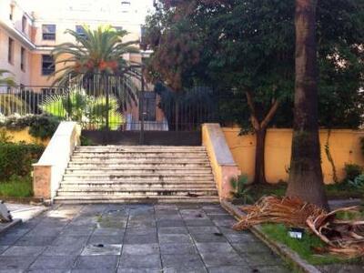 Πάτρα: Υποχώρησε κομμάτι από τη σκεπή το...