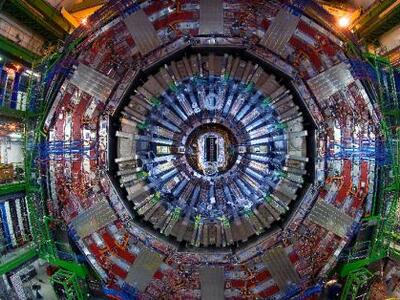 Ενδείξεις για νέα φυσική από το LHCb