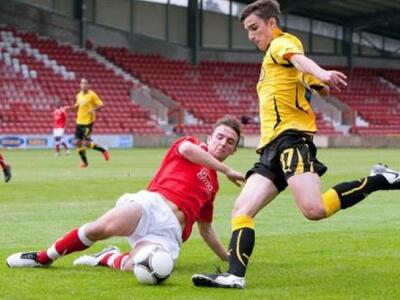 Με σκυμμένο κεφάλι έφυγε από το Γκούντισ...