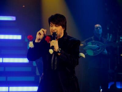 Σε πελάγη ευτυχίας ο Πάνος Κιάμος-Για τρ...