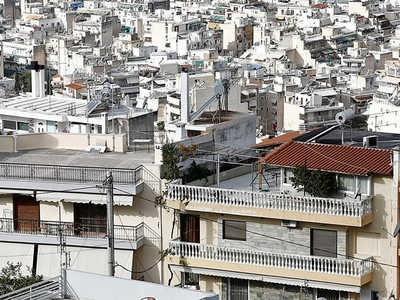 Ένα στα είκοσι νοικοκυριά διεκδικεί έντα...