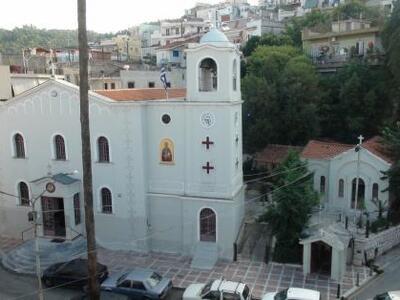 Πανηγυρίζει ο ιερός ναός του Αγίου Νικολ...