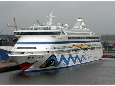 Κρουαζιερόπλοιο με 1.200 τουρίστες «πιάν...
