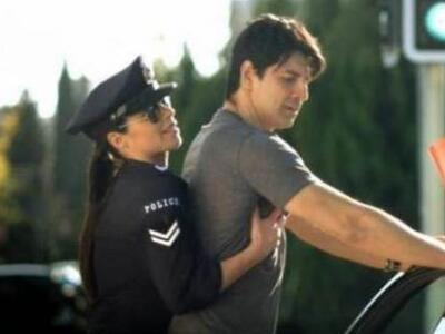 Ελίνα Μάλαμα: Η σέξι αστυνομικός που έκα...