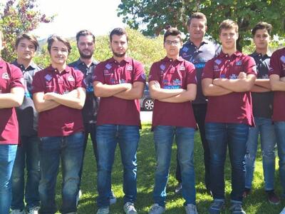 Η Achaia Racing Team των Αρσακείων Σχολε...