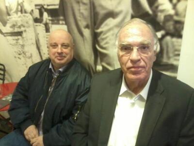 Με τον συνεργάτη του, αρχιτέκτονα, Δημήτ...