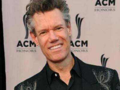 Σε κρίσιμη κατάσταση ο τραγουδιστής της ...