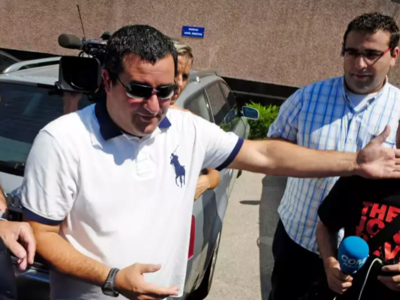 Ο Μίνο Ραϊόλα διαψεύδει τον θάνατό του: ...