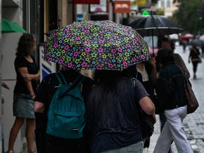 Καιρός: Πού θα «χτυπήσουν» οι καταιγίδες...
