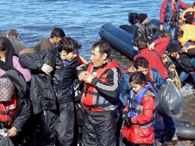 Βουλιάζει από μετανάστες η Λέσβος, λόγω ...