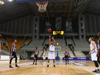 Μπάσκετ: Άνετα στα ημιτελικά του Κυπέλλο...