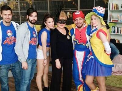 Πατρινοί στα πλατό του Κωστόπουλου στο M...