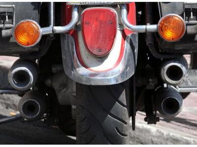 Τσουχτερά πρόστιμα για μηχανάκια και μηχ...