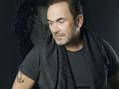 Ο Σταμάτης Γονίδης ως ψάλτης ερμηνεύει τ...