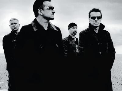 Βρετανία: Τριάντα χρόνια μετά οι U2 περι...