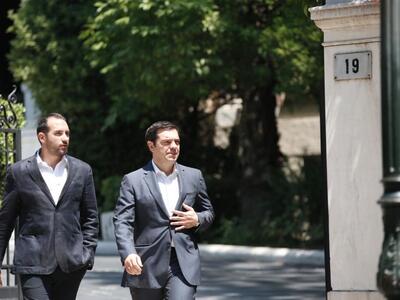 Από τη Βουλή στο Σούνιο ο Πρωθυπουργός