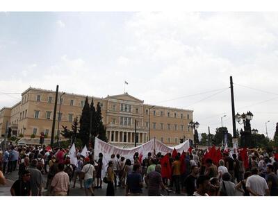 Φθινοπωρινά σενάρια πολιτικής και κοινων...