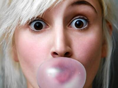 Τι θα πάθετε αν... καταπιείτε τσίχλα; Δε...