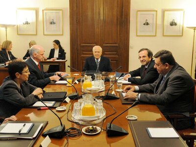 Η κυβέρνηση μιλάει για επιτυχία, η αντιπ...