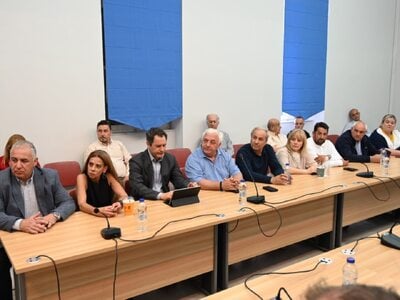 Στο Αίγιο οι Παπανδρέου, Γερουλάνος και στελέχη του ΠΑΣΟΚ Στο Αίγιο οι Παπανδρέου, Γερουλάνος και στελέχη του ΠΑΣΟΚ