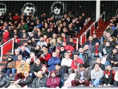 Ποδόσφαιρο: Η κερκίδα κάνει τη διαφορά σ...