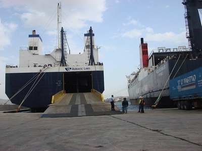 Ο σιωπηλός θάνατος του λιμανιού της Πάτρας