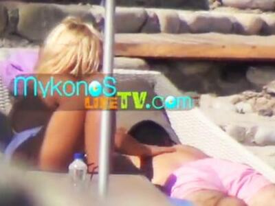 Το τρυφερό oil massage της Κατερίνα Καιν...