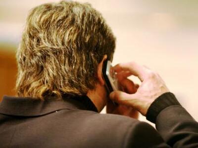 Τα κινητά κουβαλούν το βακτηριακό «αποτύ...