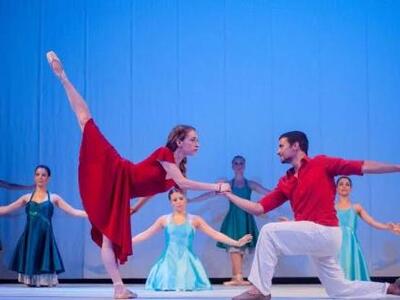 Αυτή την Κυριακή η παράσταση χοροθεάτρου...