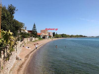 Στην Ναύπακτο ξεκίνησαν τα μπάνια - Πλήθ...