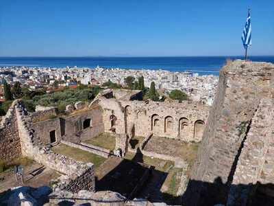 Το Διεθνές Φεστιβάλ Ποίησης Πάτρας πρεσβ...