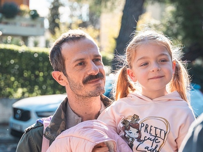 Μπαμπά σ’ αγαπώ: Ο Νίκος γνωρίζει το αγό...