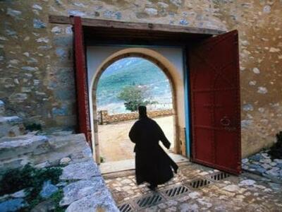 "Λύγισε" ο ιερέας όταν έμαθε π...