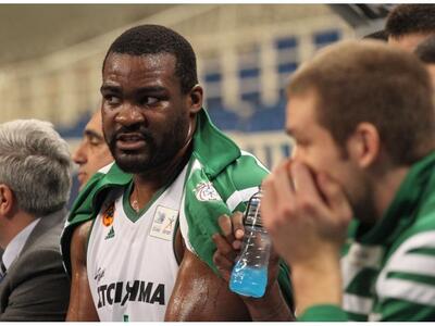 Μπάσκετ: Στον ΠΑΟΚ θα συνεχίσει την καρι...