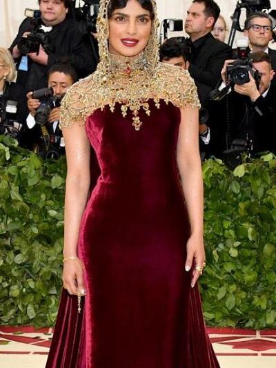 ΠΡΙΑΝΚΑ ΤΣΟΠΡΑ ΜΕ RALPH LAUREN