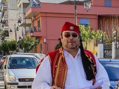 Ηλεία: Ο τσολιάς του Πύργου "ξαναχτ...