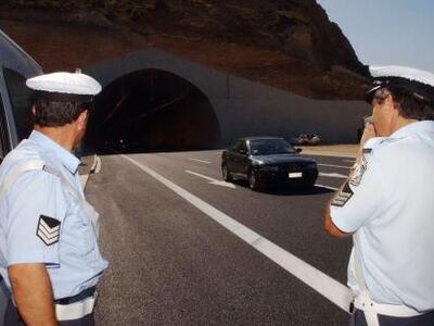 Αίγιο: Αυτοκτόνησε άνδρας πηδώντας από τ...