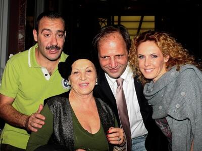 Ο Σωτήρης Καλυβάτσης με τη Χρυσούλα Διαβ...