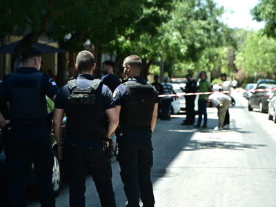 Πυροβολισμοί σε καφετέρια στον Κολωνό: Τ...