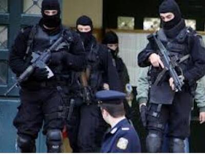 ΤΩΡΑ- Έρευνα της Αντιτρομοκρατικής σε δι...